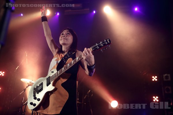 SHONEN KNIFE - 2023-04-07 - PARIS - Petit Bain - Naoko Yamano